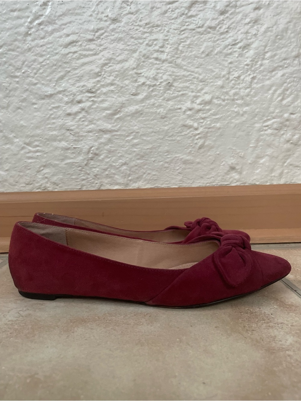 J.Jill maroon burgundy pointy toe slip on flats bow detail; size 8